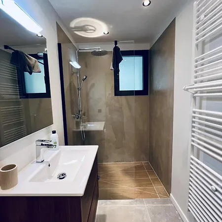 Le Petit Canaille Cassis