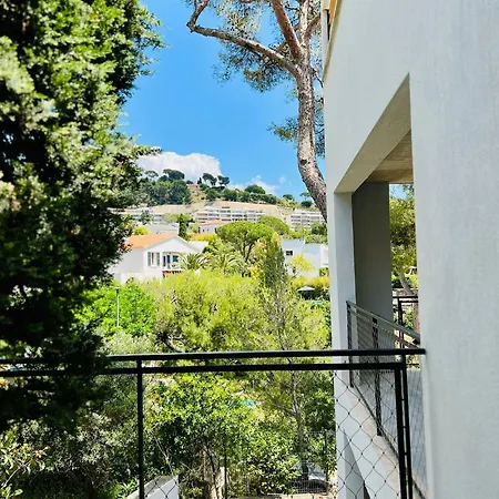 Le Petit Canaille Cassis