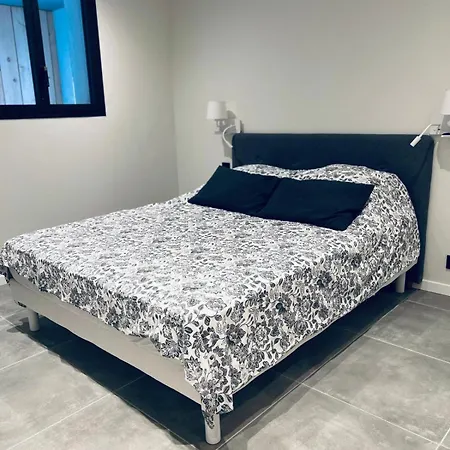 Le Petit Canaille * Cassis