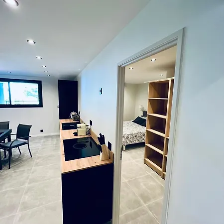 Le Petit Canaille Κασί