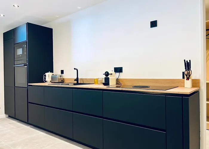 Le Petit Canaille * Cassis