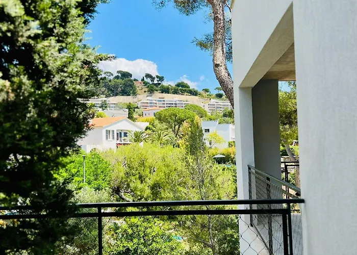 Le Petit Canaille Cassis